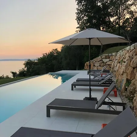 Beole شقة باردولينو